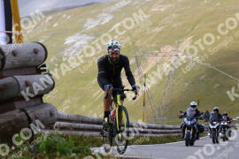 Photo #3921801 | 17-08-2023 13:17 | Passo Dello Stelvio - Peak BICYCLES