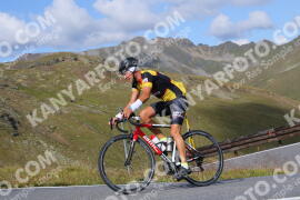 Foto #3931344 | 18-08-2023 09:40 | Passo Dello Stelvio - die Spitze BICYCLES