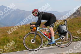 Foto #3919429 | 17-08-2023 10:25 | Passo Dello Stelvio - die Spitze BICYCLES