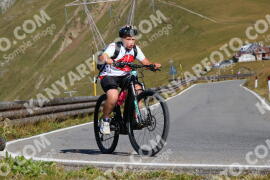 Photo #2664904 | 16-08-2022 09:58 | Passo Dello Stelvio - Peak BICYCLES