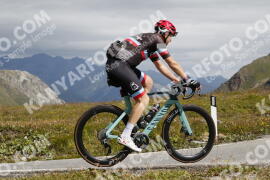 Photo #3694180 | 02-08-2023 11:00 | Passo Dello Stelvio - Peak BICYCLES