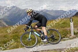Photo #3654229 | 30-07-2023 13:59 | Passo Dello Stelvio - Peak BICYCLES