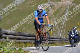 Foto #3807436 | 11-08-2023 10:30 | Passo Dello Stelvio - die Spitze BICYCLES
