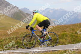 Foto #3919317 | 17-08-2023 10:12 | Passo Dello Stelvio - die Spitze BICYCLES