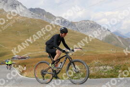 Foto #2681015 | 17-08-2022 14:12 | Passo Dello Stelvio - die Spitze BICYCLES