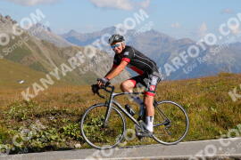 Foto #3910244 | 16-08-2023 10:13 | Passo Dello Stelvio - die Spitze BICYCLES