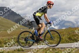 Foto #3714329 | 03-08-2023 10:35 | Passo Dello Stelvio - die Spitze BICYCLES