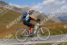 Photo #2671384 | 16-08-2022 13:23 | Passo Dello Stelvio - Peak BICYCLES