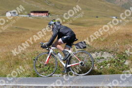 Foto #2756580 | 26-08-2022 14:20 | Passo Dello Stelvio - die Spitze BICYCLES
