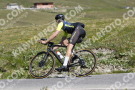 Photo #3237924 | 26-06-2023 11:21 | Passo Dello Stelvio - Peak BICYCLES