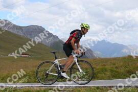 Photo #3932037 | 18-08-2023 10:57 | Passo Dello Stelvio - Peak BICYCLES