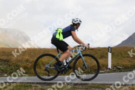 Photo #4263529 | 16-09-2023 11:07 | Passo Dello Stelvio - Peak BICYCLES