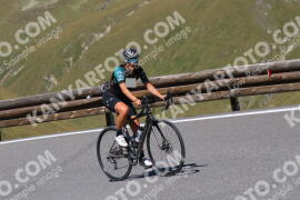 Photo #3959666 | 19-08-2023 11:33 | Passo Dello Stelvio - Peak BICYCLES