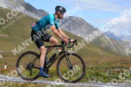 Foto #3829196 | 12-08-2023 10:33 | Passo Dello Stelvio - die Spitze BICYCLES