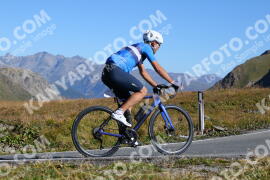 Photo #4173400 | 06-09-2023 10:12 | Passo Dello Stelvio - Peak BICYCLES