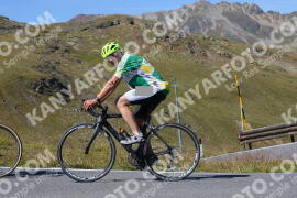 Photo #3958729 | 19-08-2023 11:15 | Passo Dello Stelvio - Peak BICYCLES