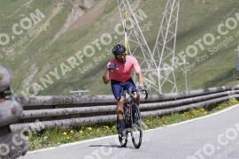 Foto #3346316 | 04-07-2023 10:39 | Passo Dello Stelvio - die Spitze BICYCLES