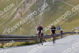 Foto #2681522 | 17-08-2022 14:44 | Passo Dello Stelvio - die Spitze BICYCLES