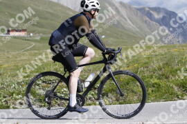 Photo #3346186 | 04-07-2023 10:31 | Passo Dello Stelvio - Peak BICYCLES