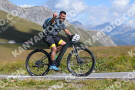 Photo #3911128 | 16-08-2023 11:12 | Passo Dello Stelvio - Peak BICYCLES