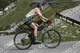 Photo #3190619 | 22-06-2023 10:19 | Passo Dello Stelvio - Waterfall curve BICYCLES