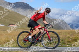 Photo #4296166 | 20-09-2023 11:36 | Passo Dello Stelvio - Peak BICYCLES