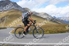 Photo #4293416 | 19-09-2023 14:03 | Passo Dello Stelvio - Peak BICYCLES