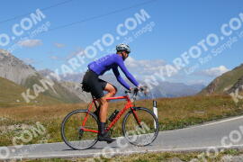 Photo #2668832 | 16-08-2022 12:11 | Passo Dello Stelvio - Peak BICYCLES