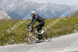 Photo #3594077 | 27-07-2023 13:37 | Passo Dello Stelvio - Peak BICYCLES