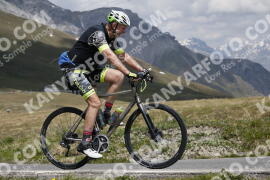 Photo #3170486 | 19-06-2023 12:09 | Passo Dello Stelvio - Peak BICYCLES