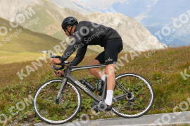 Foto #3937958 | 18-08-2023 13:35 | Passo Dello Stelvio - die Spitze BICYCLES