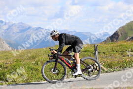 Photo #3601188 | 28-07-2023 10:02 | Passo Dello Stelvio - Peak BICYCLES