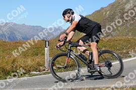 Photo #4156222 | 04-09-2023 14:41 | Passo Dello Stelvio - Peak BICYCLES