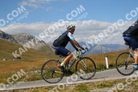 Photo #2673196 | 16-08-2022 15:13 | Passo Dello Stelvio - Peak BICYCLES