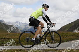 Photo #3730113 | 06-08-2023 10:55 | Passo Dello Stelvio - Peak BICYCLES