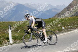 Photo #3240303 | 26-06-2023 12:37 | Passo Dello Stelvio - Peak BICYCLES