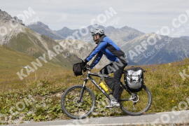 Photo #3756272 | 08-08-2023 14:16 | Passo Dello Stelvio - Peak BICYCLES