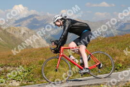 Photo #3983386 | 20-08-2023 12:16 | Passo Dello Stelvio - Peak BICYCLES
