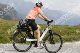 Foto #3416130 | 10-07-2023 12:10 | Passo Dello Stelvio - die Spitze BICYCLES