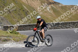 Photo #2718843 | 23-08-2022 13:03 | Passo Dello Stelvio - Prato side BICYCLES