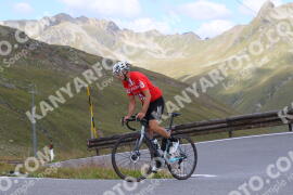 Photo #3931868 | 18-08-2023 10:43 | Passo Dello Stelvio - Peak BICYCLES