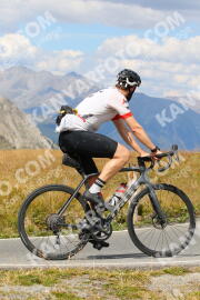 Photo #2756301 | 26-08-2022 14:04 | Passo Dello Stelvio - Peak BICYCLES