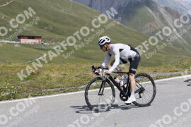 Photo #3441870 | 14-07-2023 11:32 | Passo Dello Stelvio - Peak BICYCLES