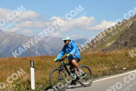 Foto #2669633 | 16-08-2022 12:33 | Passo Dello Stelvio - die Spitze BICYCLES