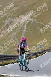 Photo #2737068 | 25-08-2022 12:38 | Passo Dello Stelvio - Peak BICYCLES