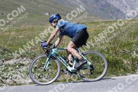 Photo #3223805 | 25-06-2023 14:54 | Passo Dello Stelvio - Peak BICYCLES