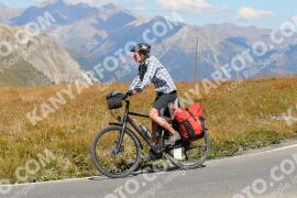 Foto #2738184 | 25-08-2022 12:55 | Passo Dello Stelvio - die Spitze BICYCLES