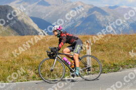Photo #2753855 | 26-08-2022 12:40 | Passo Dello Stelvio - Peak BICYCLES