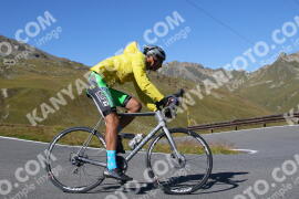 Photo #3957413 | 19-08-2023 10:48 | Passo Dello Stelvio - Peak BICYCLES