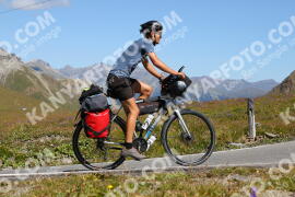 Foto #3808958 | 11-08-2023 11:32 | Passo Dello Stelvio - die Spitze BICYCLES
